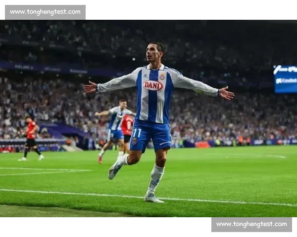 西班牙人续租罗伯托悬念升级！俱乐部坚信球员留队意愿成关键